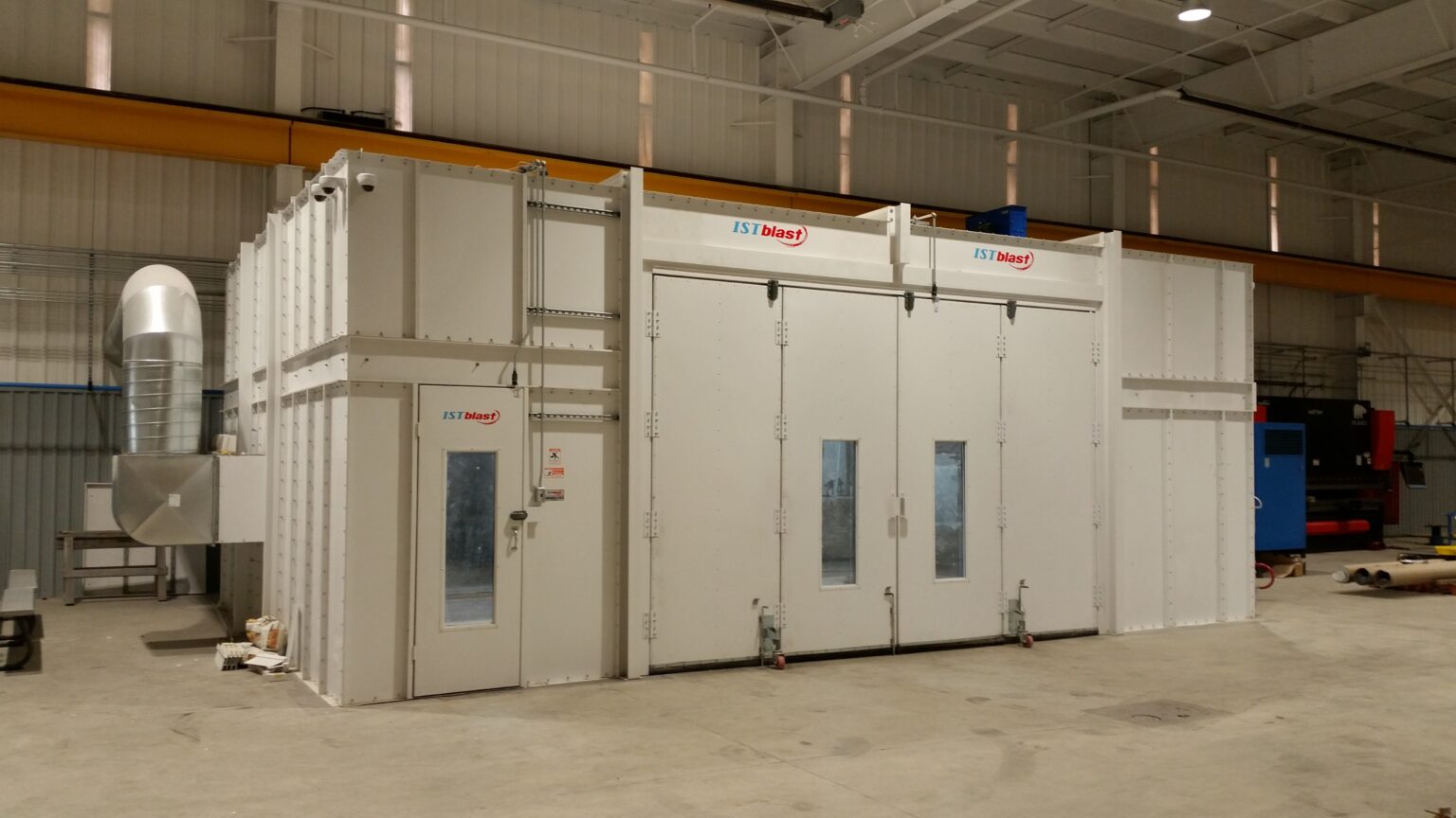Blast Booth Enclosure | Sandblasting Booths | IST Surface